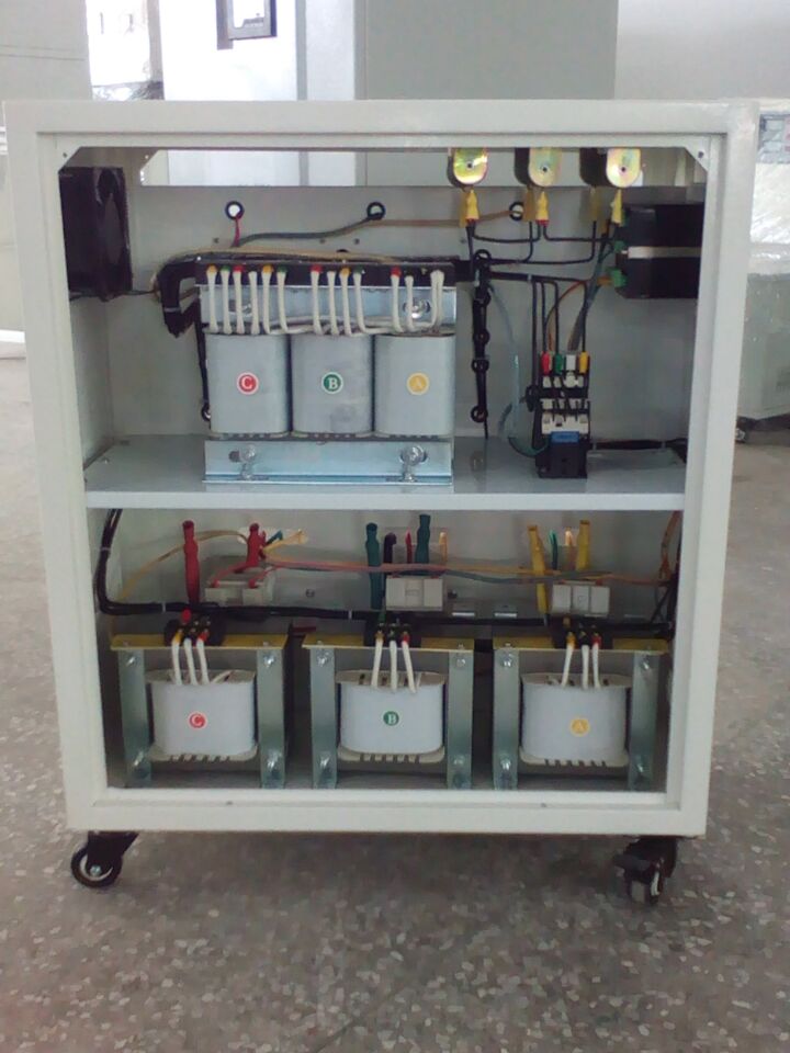 穩壓變壓器-穩變一體機設備實物圖